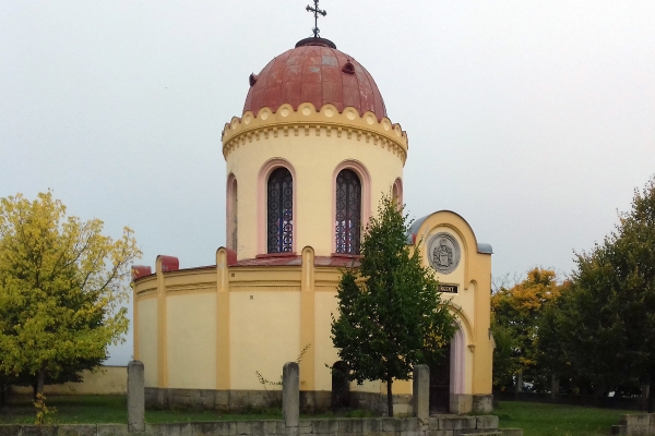 Hrobka rodu Mensdorff-Pouilly